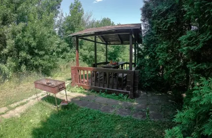 Беседка №10. «У 2 корпуса»