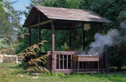 Беседка №10. «У 2 корпуса»