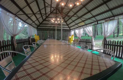 Шатер «У пруда»